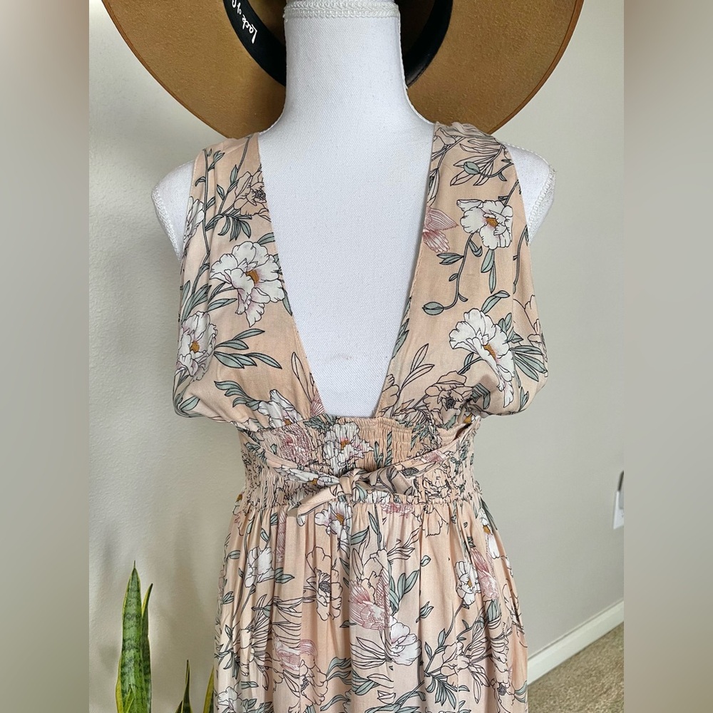 NWT - Vacation Summer Floral Halter Neck Dress - Picture 10 of 11